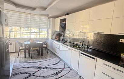 230 m² Brüt | Geniş Yapılı | Ferah ve Kullanışlı 4+1 Daire