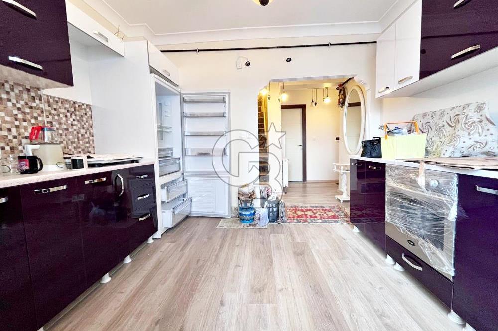 ŞEHİTLER CADDESİ ASANSÖRLÜ İSKNALI TERASLI ÖN CEPHE 2+1 DUBLEX