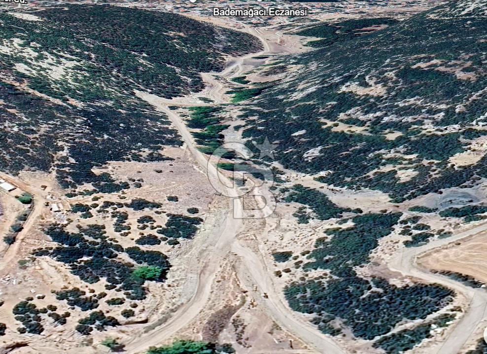 Antalya Döşemealtı Bademağacı Satılık Tarla