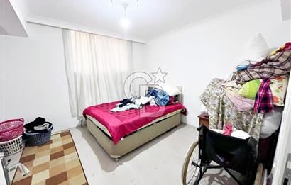 CADDE YANI ASANSÖRLÜ İSKANLI ÖZEL KULLANIM ALANI BAHÇELİ 2+1