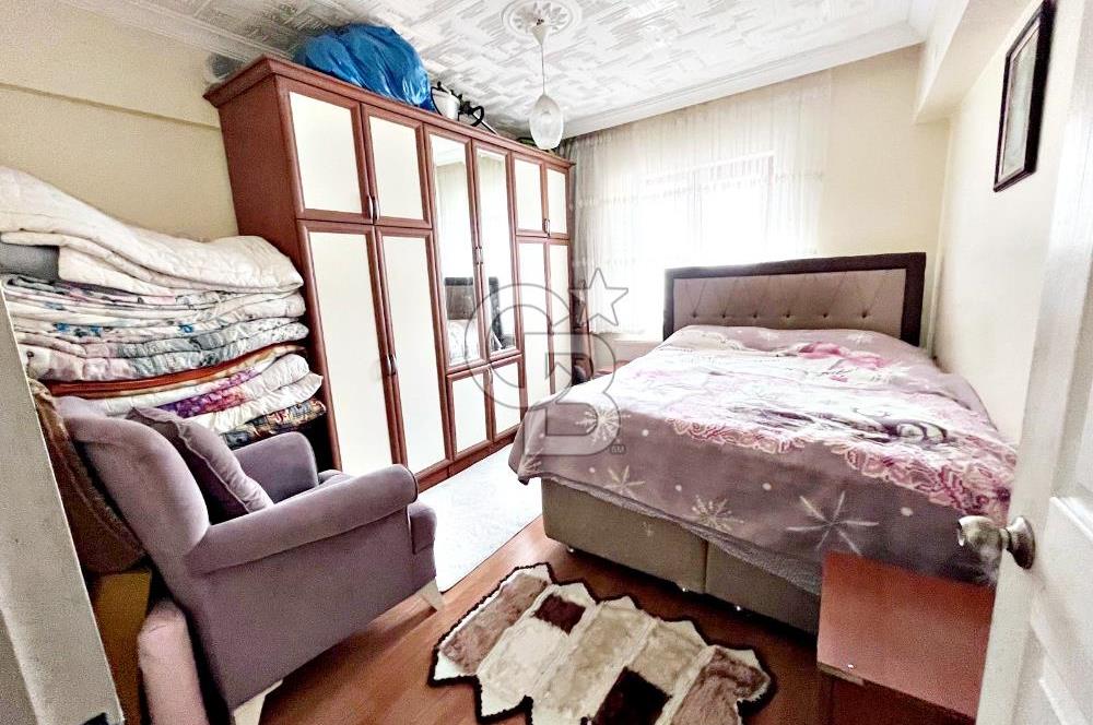 ULAŞIM GÜZERGAHI CADDE ÜZERİNDE İSKANLI KREDİYE UYGUN KATTA 3+1