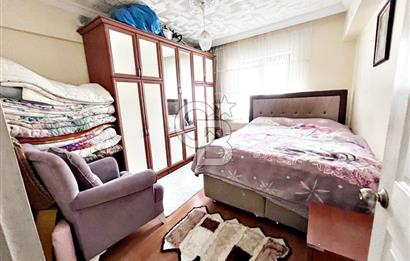 ULAŞIM GÜZERGAHI CADDE ÜZERİNDE İSKANLI KREDİYE UYGUN KATTA 3+1