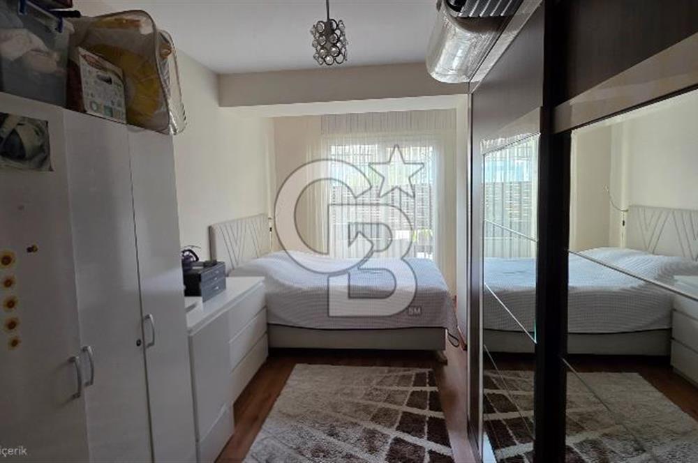 Palmiye Park Renova Sitesinde Satılık Büyük 2+1 Daire