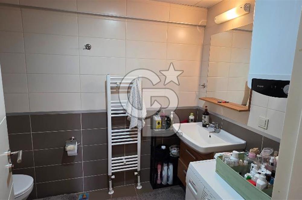 Palmiye Park Renova Sitesinde Satılık Büyük 2+1 Daire