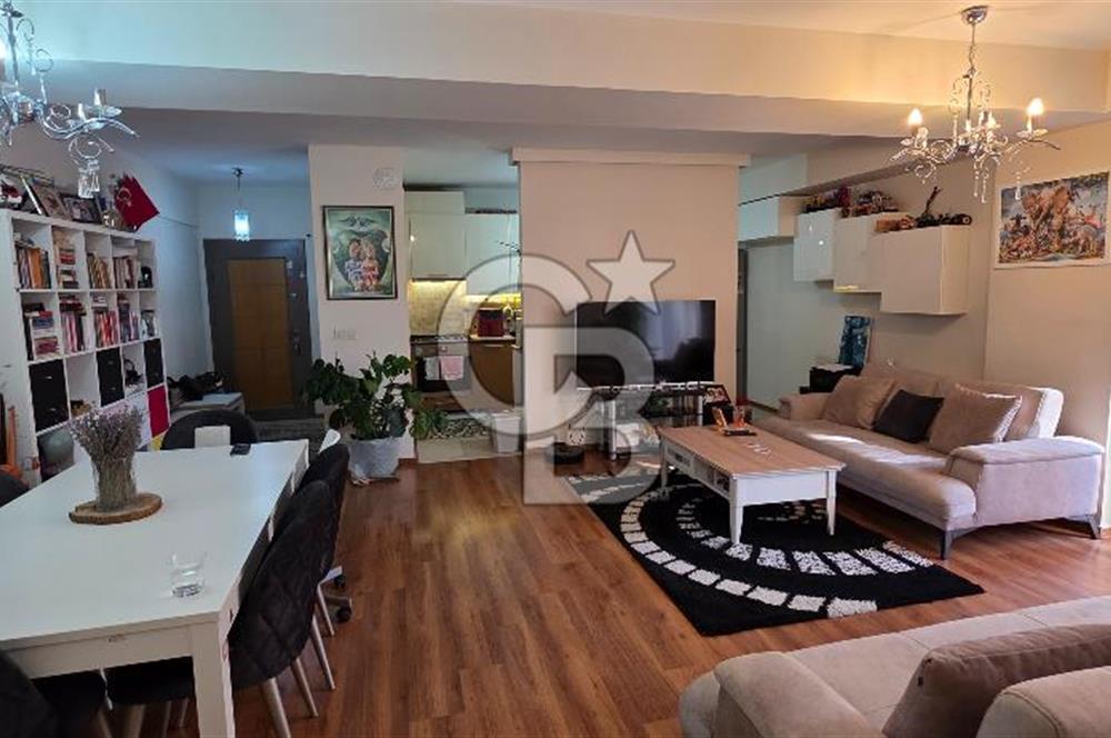 Palmiye Park Renova Sitesinde Satılık Büyük 2+1 Daire