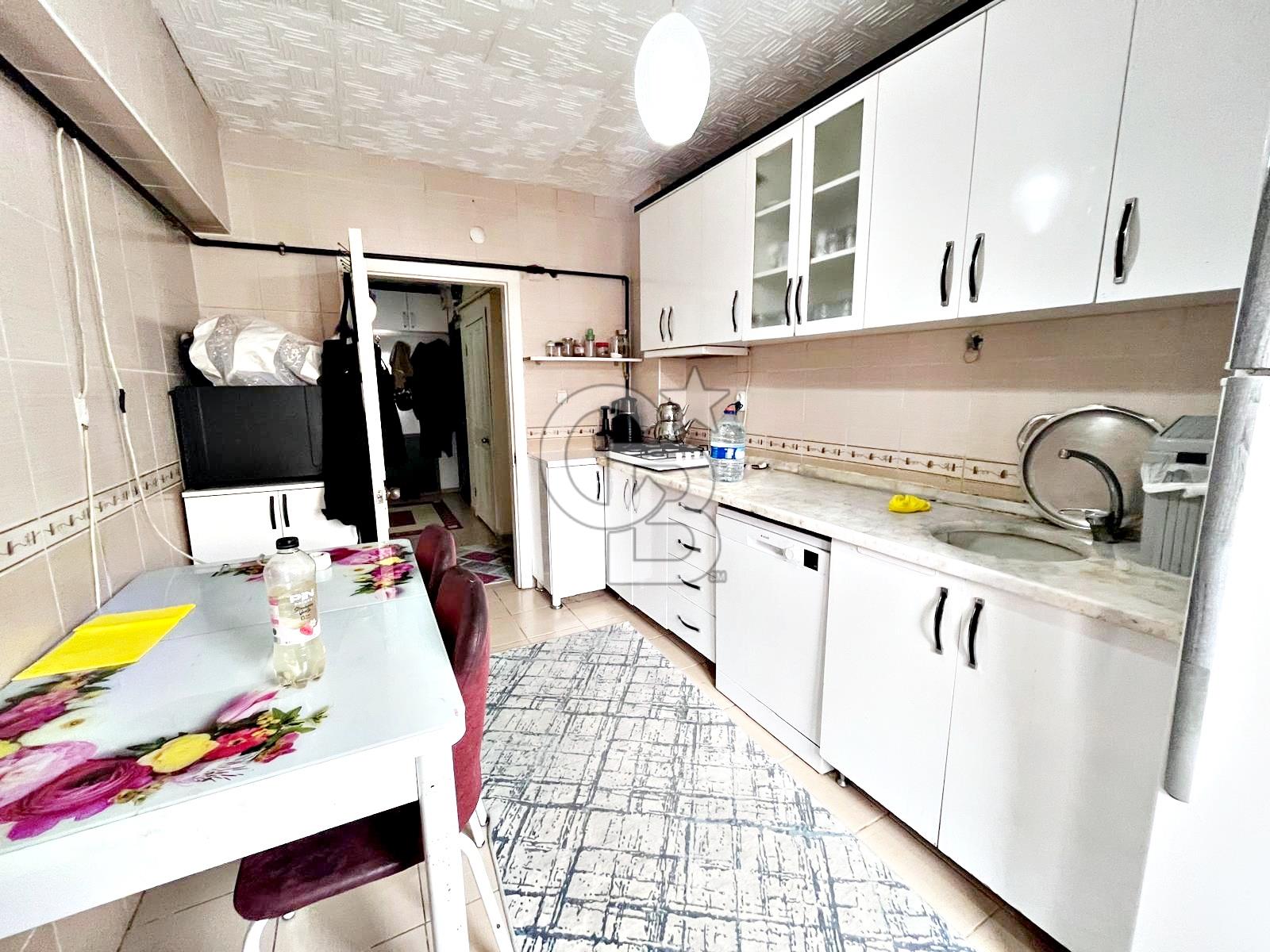 ULAŞIM GÜZERGAHI CADDE ÜZERİNDE İSKANLI KREDİYE UYGUN KATTA 3+1