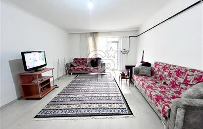 CADDE YANI ASANSÖRLÜ İSKANLI ÖZEL KULLANIM ALANI BAHÇELİ 2+1