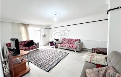 CADDE YANI ASANSÖRLÜ İSKANLI ÖZEL KULLANIM ALANI BAHÇELİ 2+1