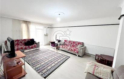 CADDE YANI ASANSÖRLÜ İSKANLI ÖZEL KULLANIM ALANI BAHÇELİ 2+1