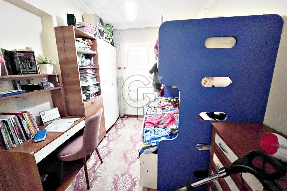 ULAŞIM GÜZERGAHI CADDE ÜZERİNDE İSKANLI KREDİYE UYGUN KATTA 3+1