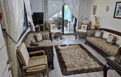 ÇANDARLI’DA DENİZE YÜRÜME MESAFESİND SATILIK EŞYALI VE HAZIR VİLLA