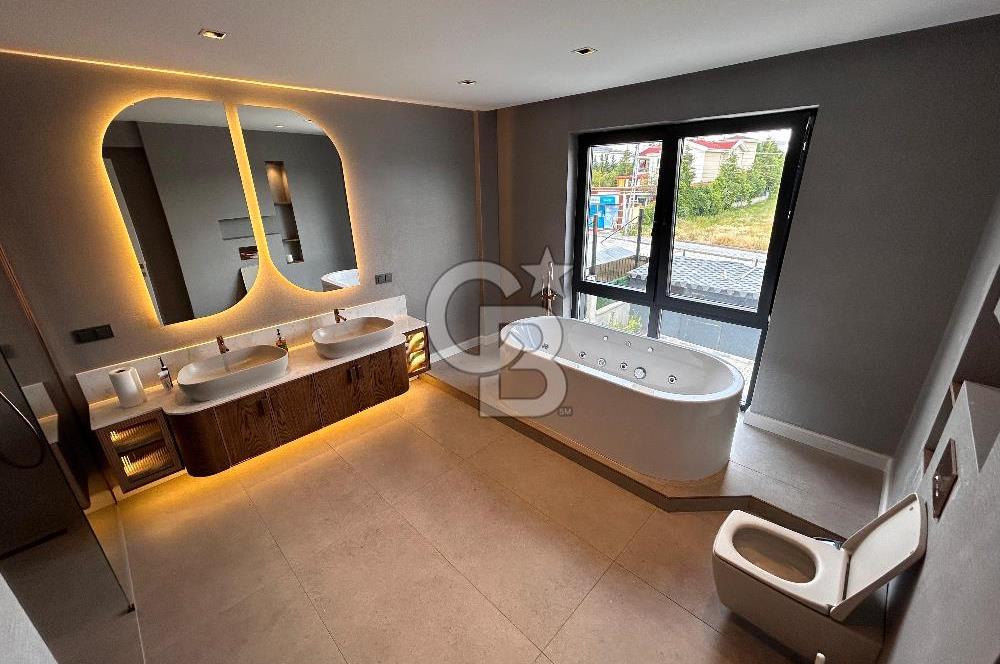 GÖLBAŞI 41 EVLER SİTESİNDE MİMARİ TASARIMLI FULL YAPILI VİLLA