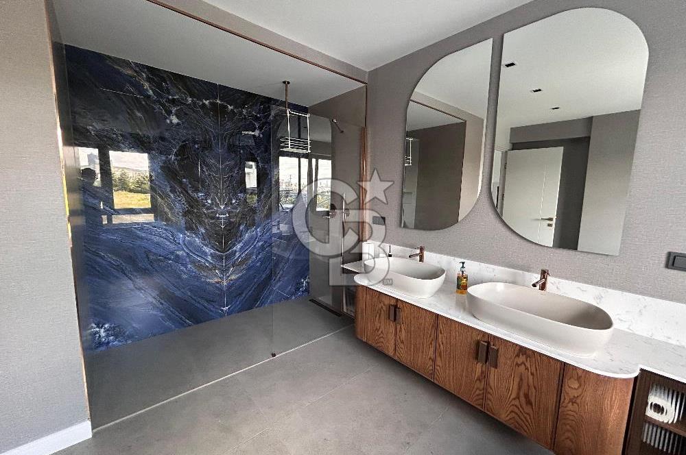 GÖLBAŞI 41 EVLER SİTESİNDE MİMARİ TASARIMLI FULL YAPILI VİLLA