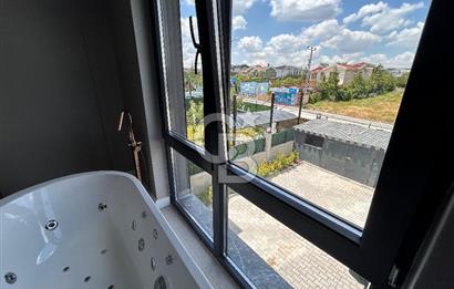 GÖLBAŞI 41 EVLER SİTESİNDE MİMARİ TASARIMLI FULL YAPILI VİLLA