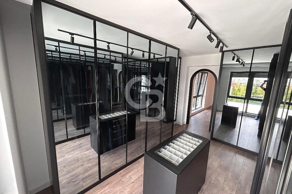 GÖLBAŞI 41 EVLER SİTESİNDE MİMARİ TASARIMLI FULL YAPILI VİLLA