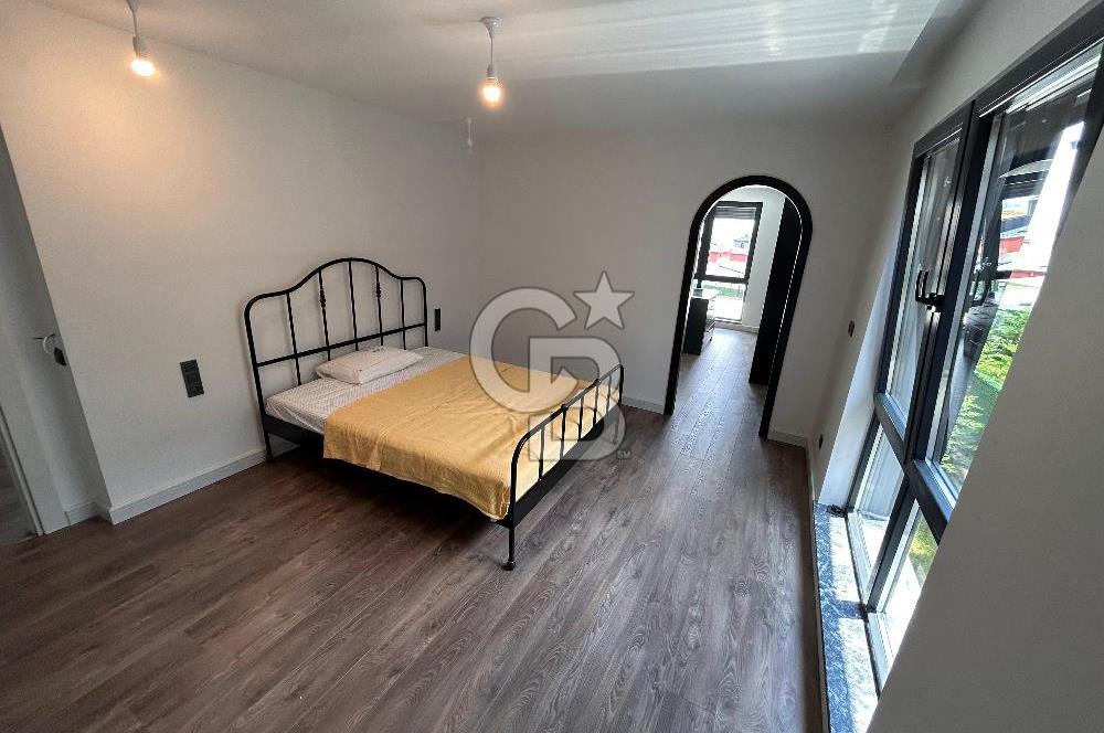 GÖLBAŞI 41 EVLER SİTESİNDE MİMARİ TASARIMLI FULL YAPILI VİLLA