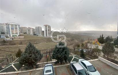EGE DE KOMPLE VADİ MANZARA 2. KAT KONUMUNDA MASRAFSIZ KİLERLi