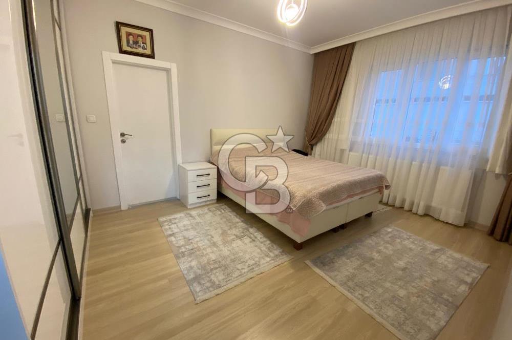 EGE DE KOMPLE VADİ MANZARA 2. KAT KONUMUNDA MASRAFSIZ KİLERLi