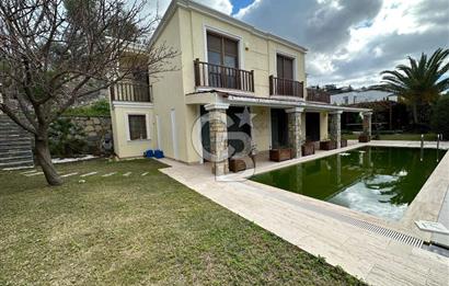 BODRUM YALIKAVAK BUTİK SİTE İÇİNDE DENİZ MANZARALI SATILIK VİLLA