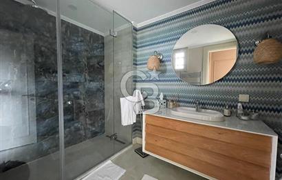 BODRUM YALIKAVAK BUTİK SİTE İÇİNDE DENİZ MANZARALI SATILIK VİLLA