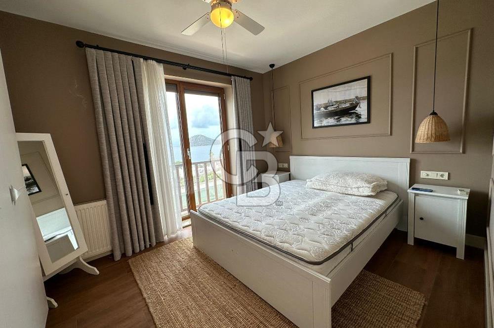BODRUM YALIKAVAK BUTİK SİTE İÇİNDE DENİZ MANZARALI SATILIK VİLLA