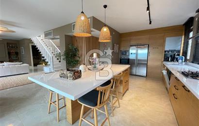 BODRUM YALIKAVAK BUTİK SİTE İÇİNDE DENİZ MANZARALI SATILIK VİLLA