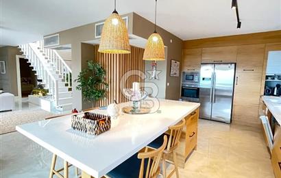 BODRUM YALIKAVAK BUTİK SİTE İÇİNDE DENİZ MANZARALI SATILIK VİLLA