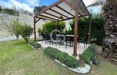 BODRUM YALIKAVAK BUTİK SİTE İÇİNDE DENİZ MANZARALI SATILIK VİLLA