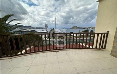 BODRUM YALIKAVAK BUTİK SİTE İÇİNDE DENİZ MANZARALI SATILIK VİLLA