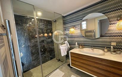 BODRUM YALIKAVAK BUTİK SİTE İÇİNDE DENİZ MANZARALI SATILIK VİLLA