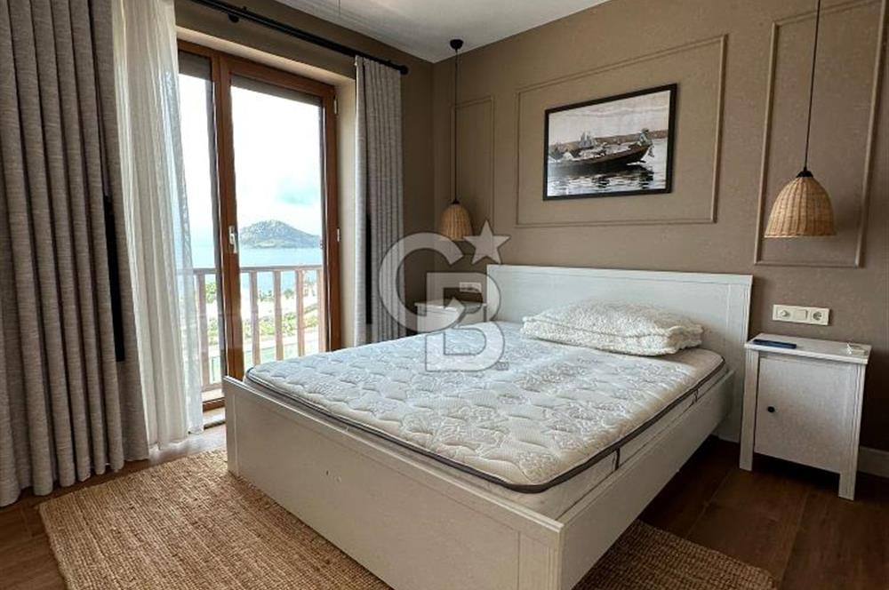 BODRUM YALIKAVAK BUTİK SİTE İÇİNDE DENİZ MANZARALI SATILIK VİLLA