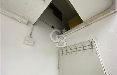  Karşıyaka Çarşı Merkezde Satılık Dükkan