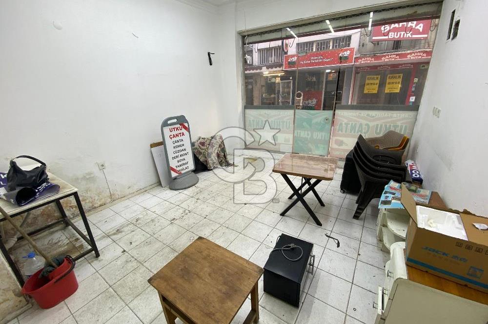  Karşıyaka Çarşı Merkezde Satılık Dükkan