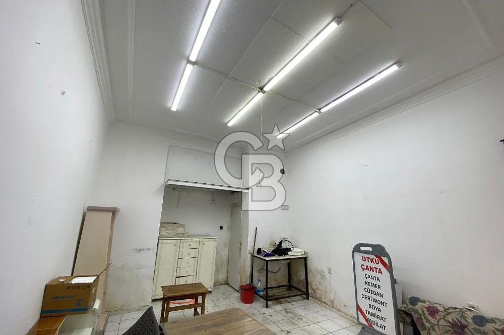  Karşıyaka Çarşı Merkezde Satılık Dükkan