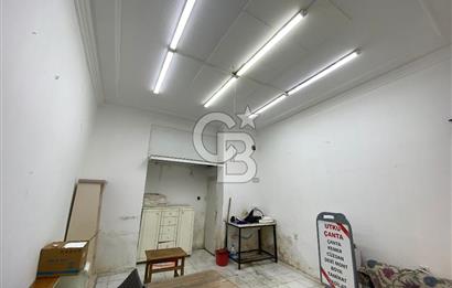  Karşıyaka Çarşı Merkezde Satılık Dükkan