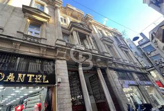 Eminönü Sultanhamam Meydanı Tarihi İş Hanında Satılık Dükkan - 1 - 328663