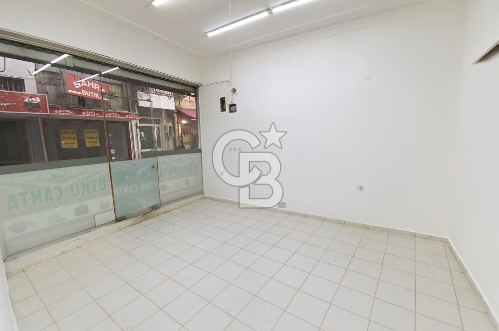  Karşıyaka Çarşı Merkezde Satılık Dükkan
