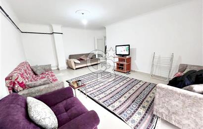 CADDE YANI ASANSÖRLÜ İSKANLI ÖZEL KULLANIM ALANI BAHÇELİ 2+1