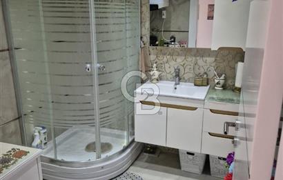 ÇANDARLI’DA DENİZE YÜRÜME MESAFESİND SATILIK EŞYALI VE HAZIR VİLLA