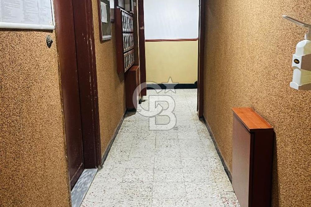 Acıbadem Pınar Sitesinde Satılık 115 m2 2+1 Bahçe Katı Daire