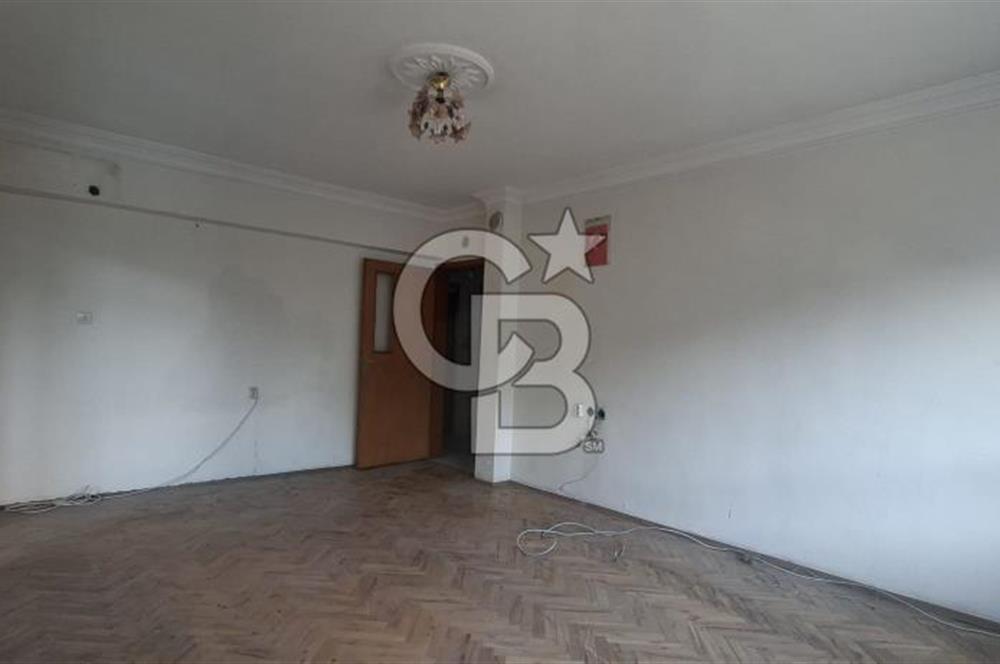 İSKİTLERDE SATILIK KATTA 3+1 YATIRIMLIK DAİRE