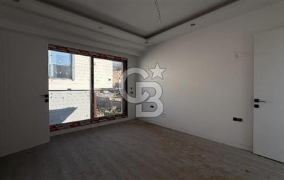 Yeni Foça’da Satılık 4+1 Bahçeli Müstakil Yaşam