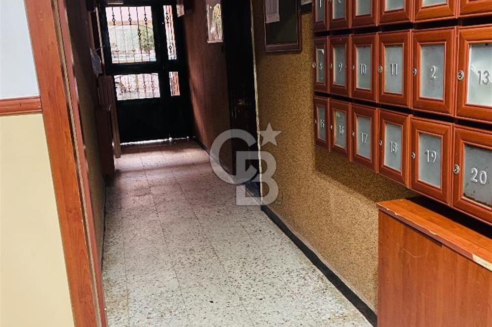 Acıbadem Pınar Sitesinde Satılık 115 m2 2+1 Bahçe Katı Daire