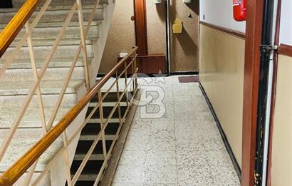 Acıbadem Pınar Sitesinde Satılık 115 m2 2+1 Bahçe Katı Daire