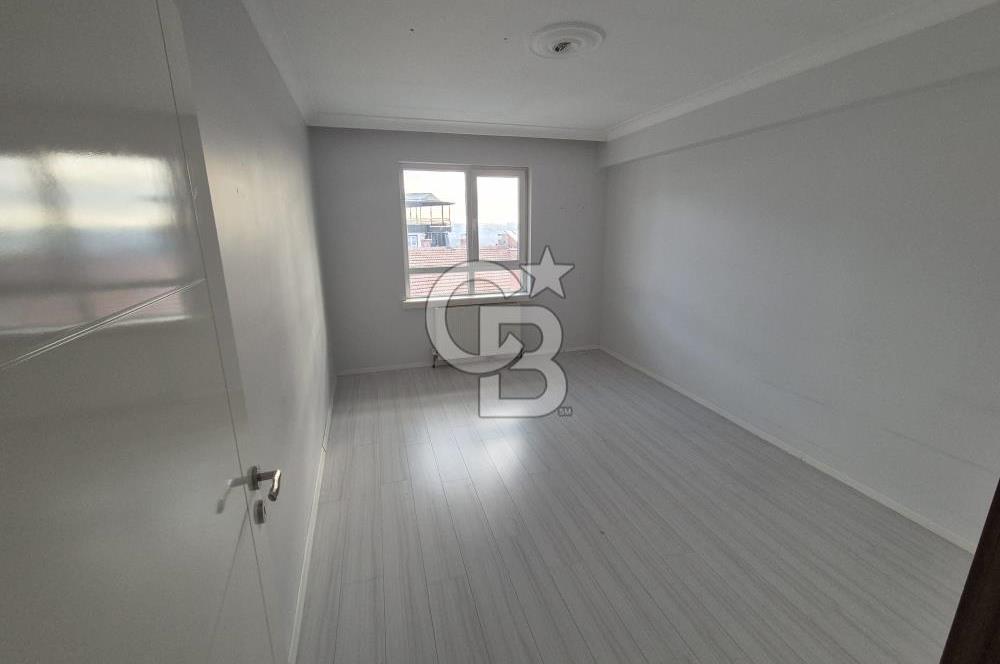 Keçiören Yayla Mahallesinde Asansörlü 3+1 Satılık Daire (BOŞ)