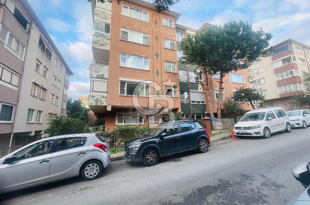 Acıbadem Pınar Sitesinde Satılık 115 m2 2+1 Bahçe Katı Daire