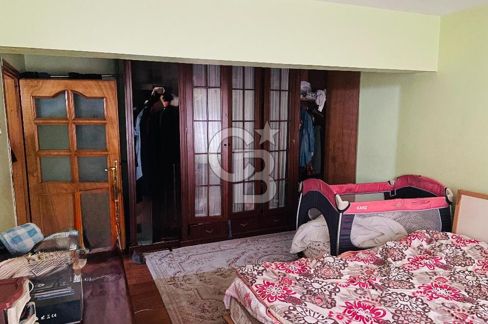 Acıbadem Pınar Sitesinde Satılık 115 m2 2+1 Bahçe Katı Daire