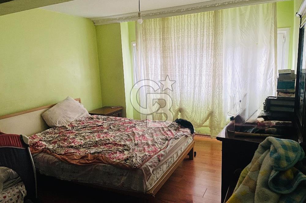 Acıbadem Pınar Sitesinde Satılık 115 m2 2+1 Bahçe Katı Daire