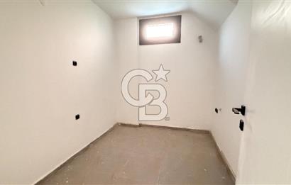 Yeni Foça’da Satılık 4+1 Bahçeli Müstakil Yaşam