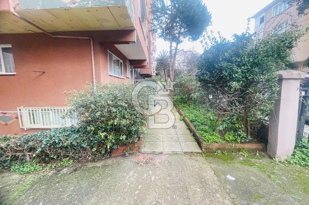 Acıbadem Pınar Sitesinde Satılık 115 m2 2+1 Bahçe Katı Daire